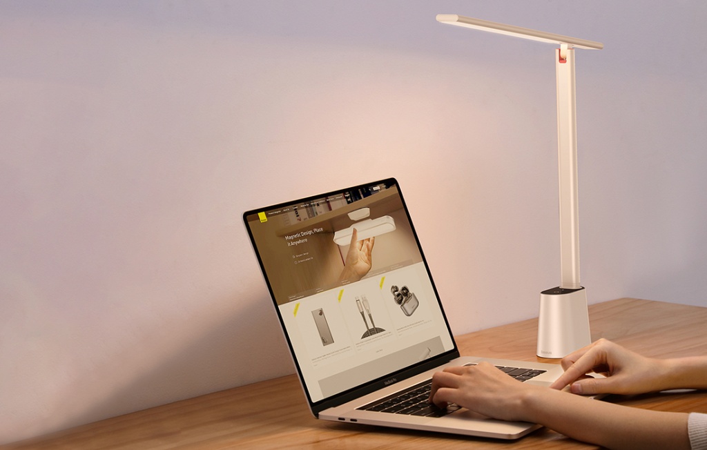 Desk best sale lamp light